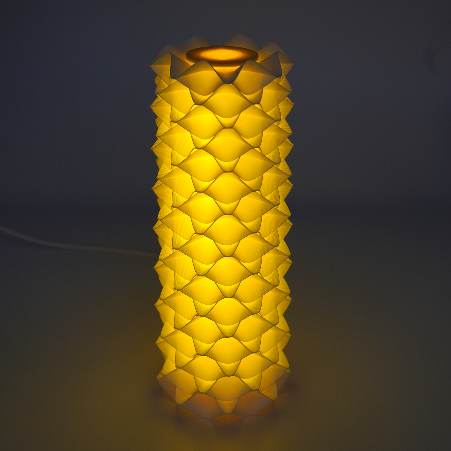 Oscilla | Lemon Yellow Core | Ivory White Shade