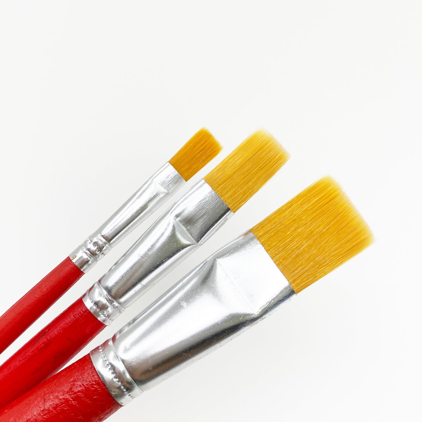 Flat paint brush